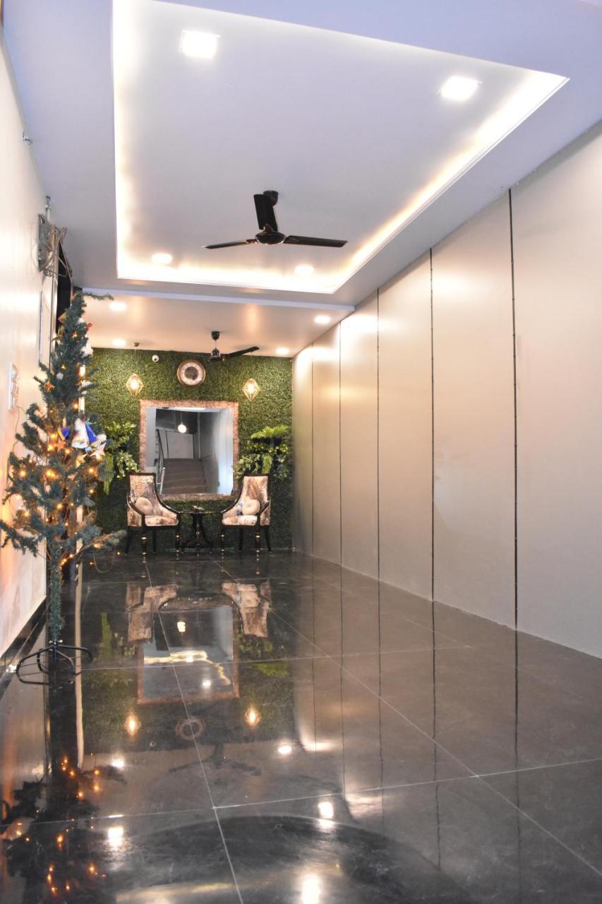 Hotel Shagun Residency Mathura Buitenkant foto