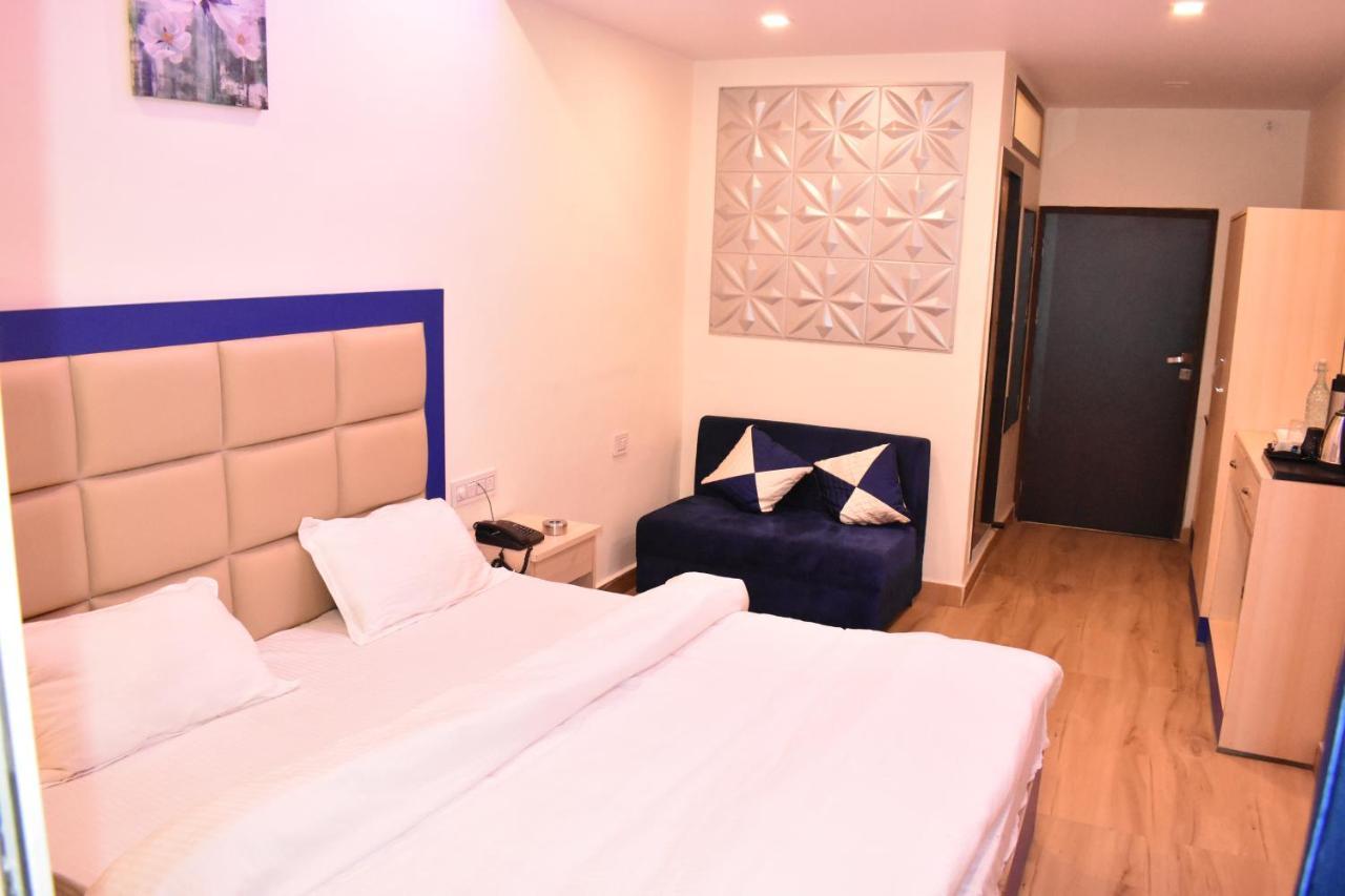 Hotel Shagun Residency Mathura Buitenkant foto